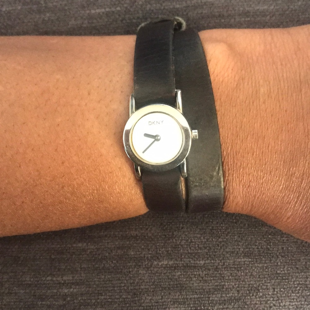 DKNY watch⏱